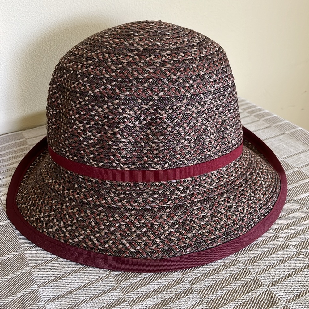 NWT Goorin Bros. Asymmetrical Cloche Straw Hat, Medium